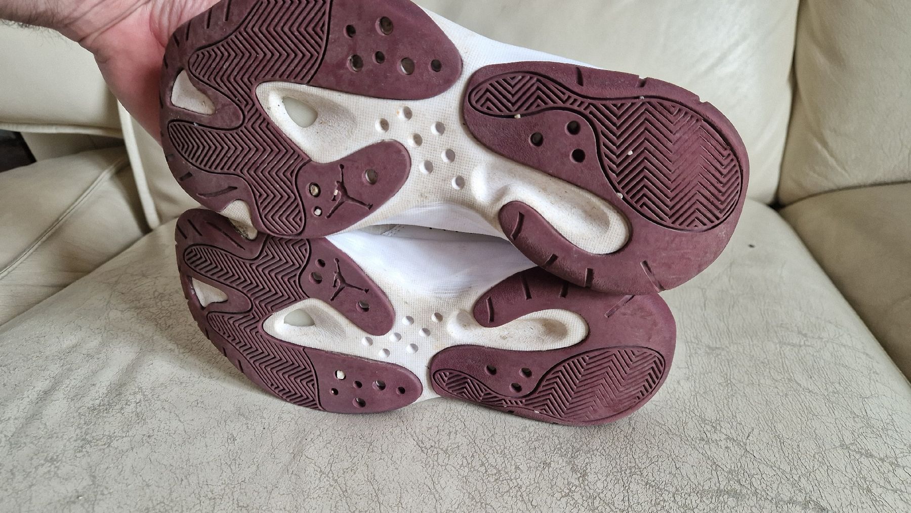 Jordan Scarpe da uomo: Sneacker Jordan air 11 Taille. 40 – Usato da Ste-Croix venduto da Sporchet 4