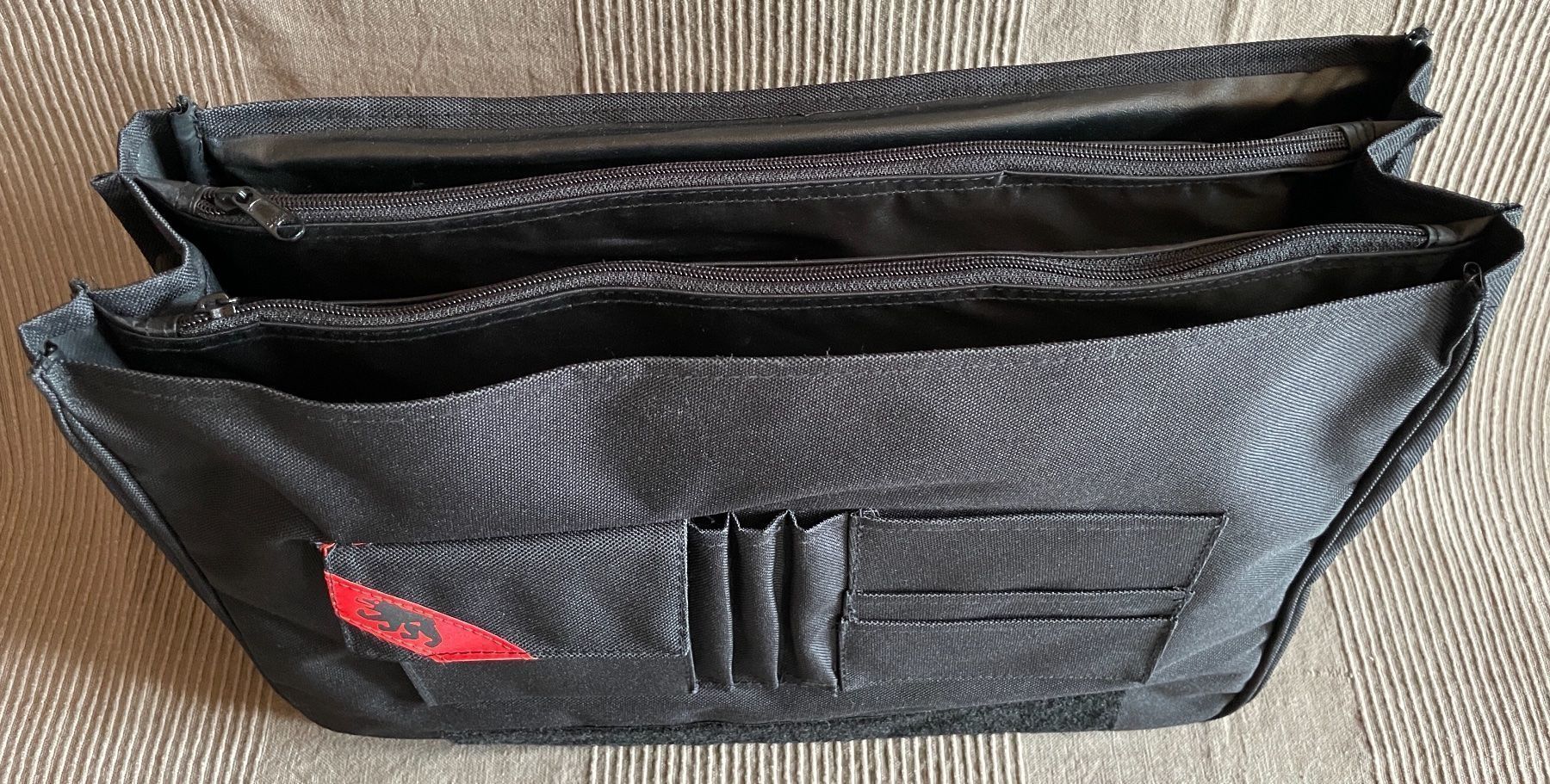 Valigie & Borse: Laptoptasche schwarz neu mit Berner Logo, Dokumententasche – Nuovo (secondo la descrizione) da Bern venduto da Chraebu2 8