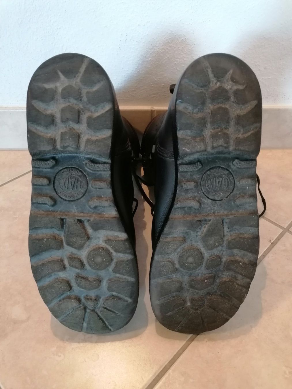 Haix Scarpe da uomo: Feuerwehrstiefel Schuhe Haix 42 – Usato da Wikon venduto da Amancay 5