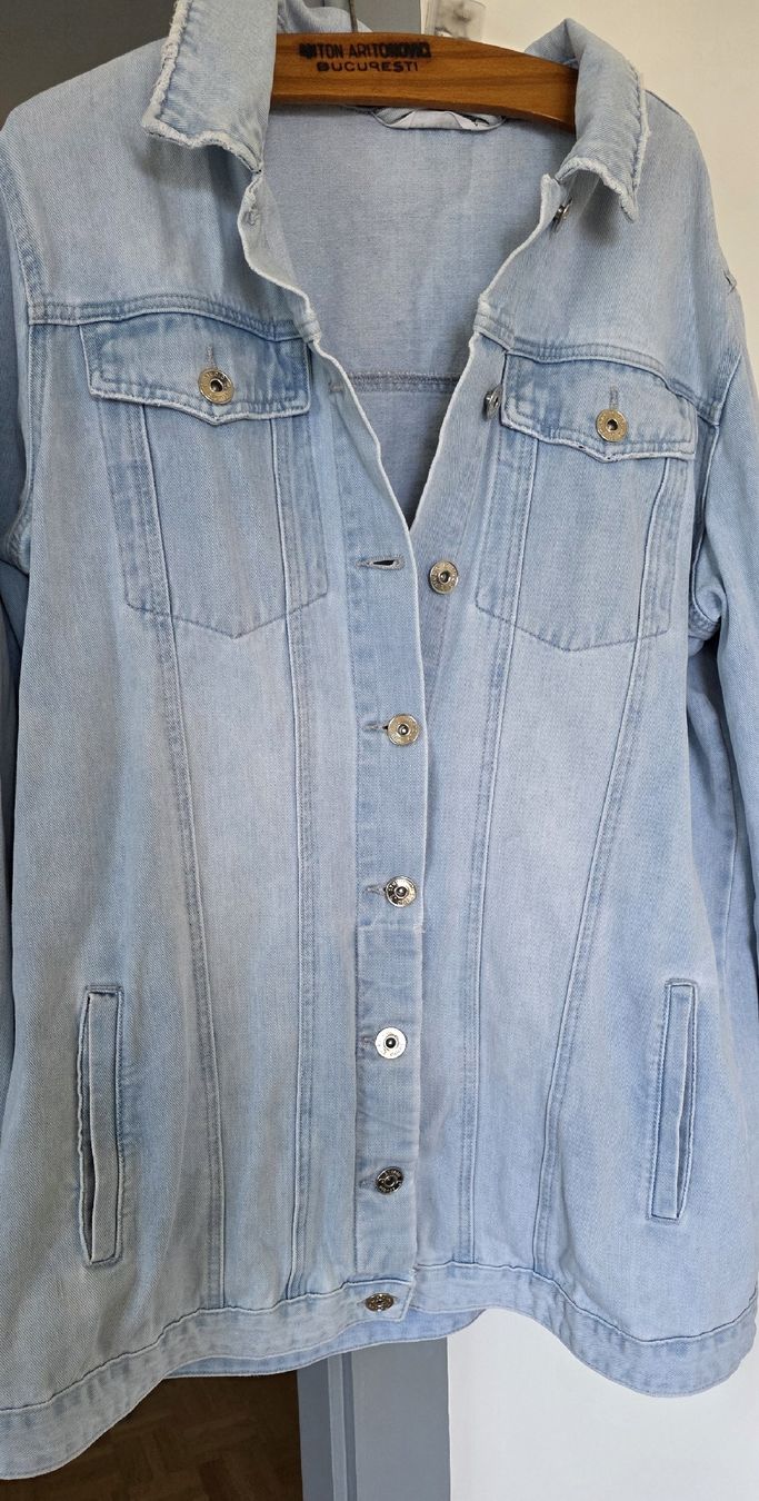 Vestes: Veste/manteau Jeans – D'occasion à Yverdon-les-Bains par van_dq65 2