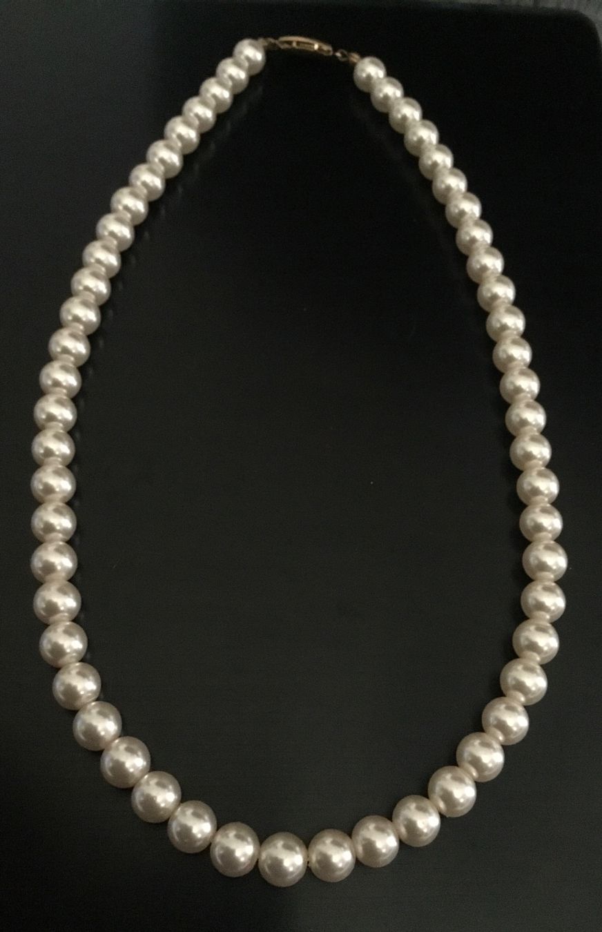 Catenine: Perlen Set: Halskette, Armband & Ohrstecker – Usato da Schlieren venduto da Jeajet 1