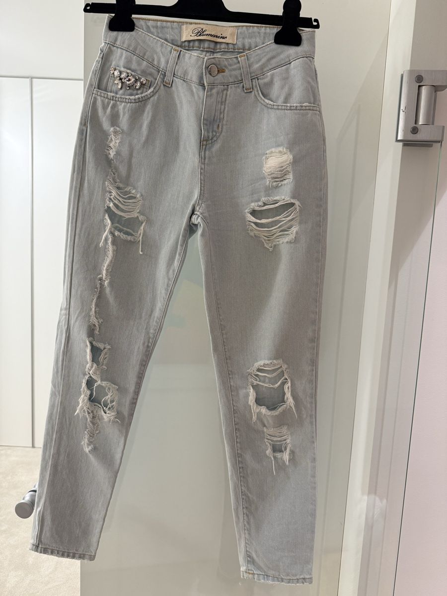 Lotti di vestiti: Blumarine denim set: jeans and jacket – Usato da Paradiso venduto da apf_mh9c 2