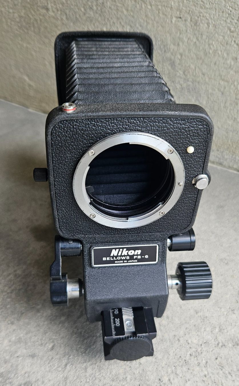 Nikon Adattatori foto: Nikon Bellows PB-6 Balgengerät – Usato da Malans GR venduto da Ovi83