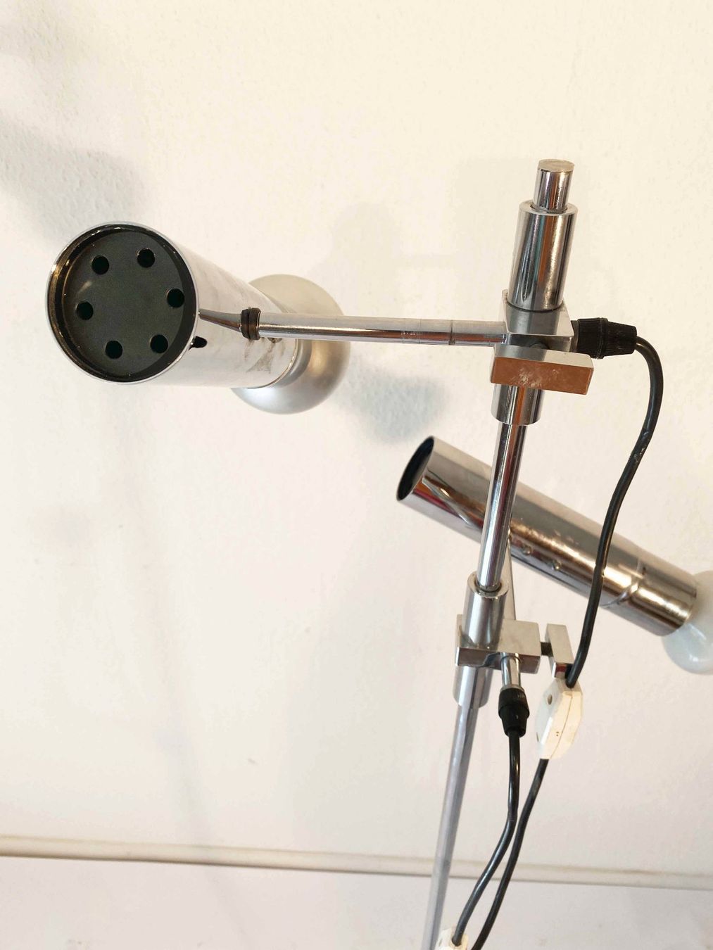 Lampade: Spot Stehlampe aus den 70igern – Usato da Beringen venduto da Kultgut 2