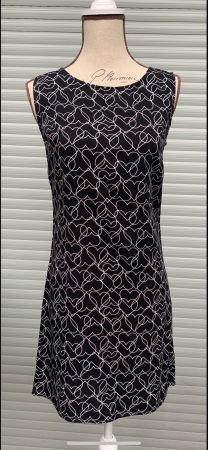 La petite robe noire ARMANI JEANS coeurs entremêlés t.36