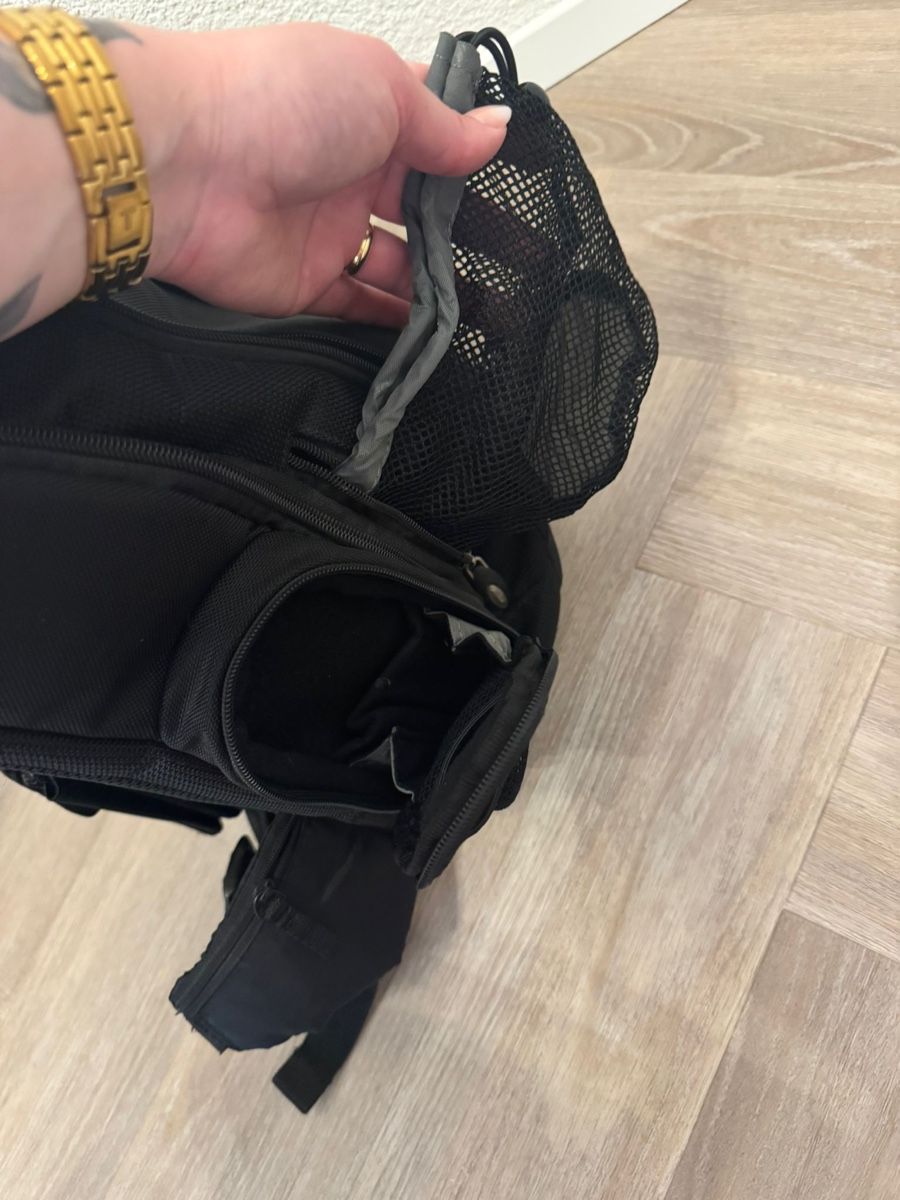 Targus Zaini: Targus Laptop-Rucksack / Business Backpack schwarz – Usato da Dörflingen venduto da Benz63 7