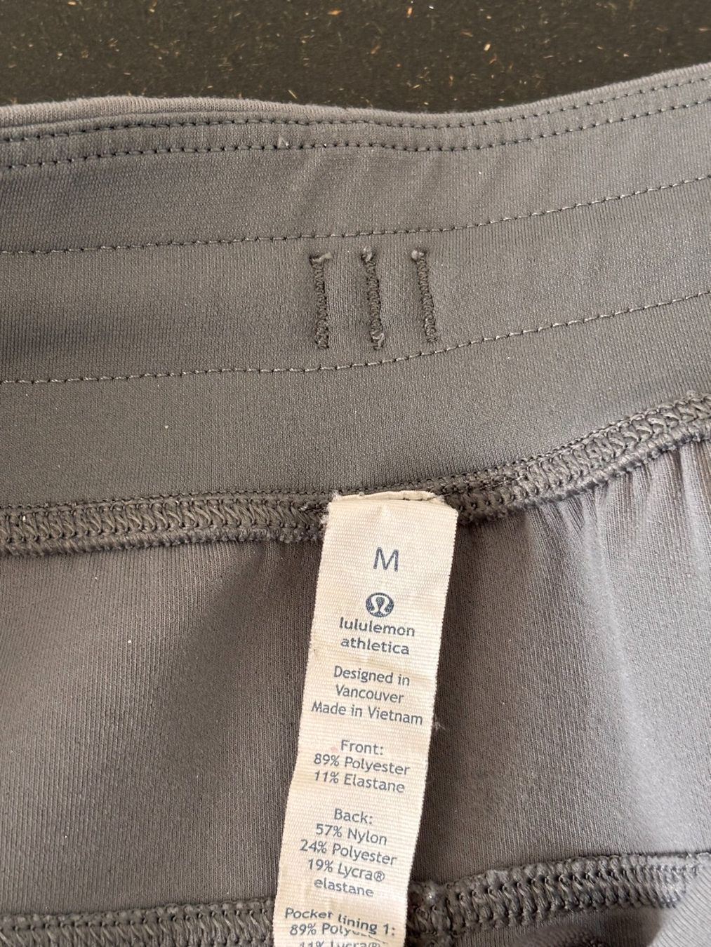 Lululemon Pantaloni: Lululemon 'T.H.E. Short' (M) – Usato da Bern venduto da lolapennt 7