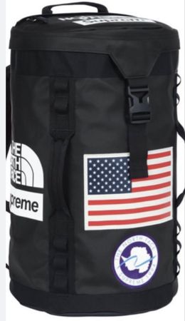 schwarzer Supreme x The North Face Trans Antarctica Expediti