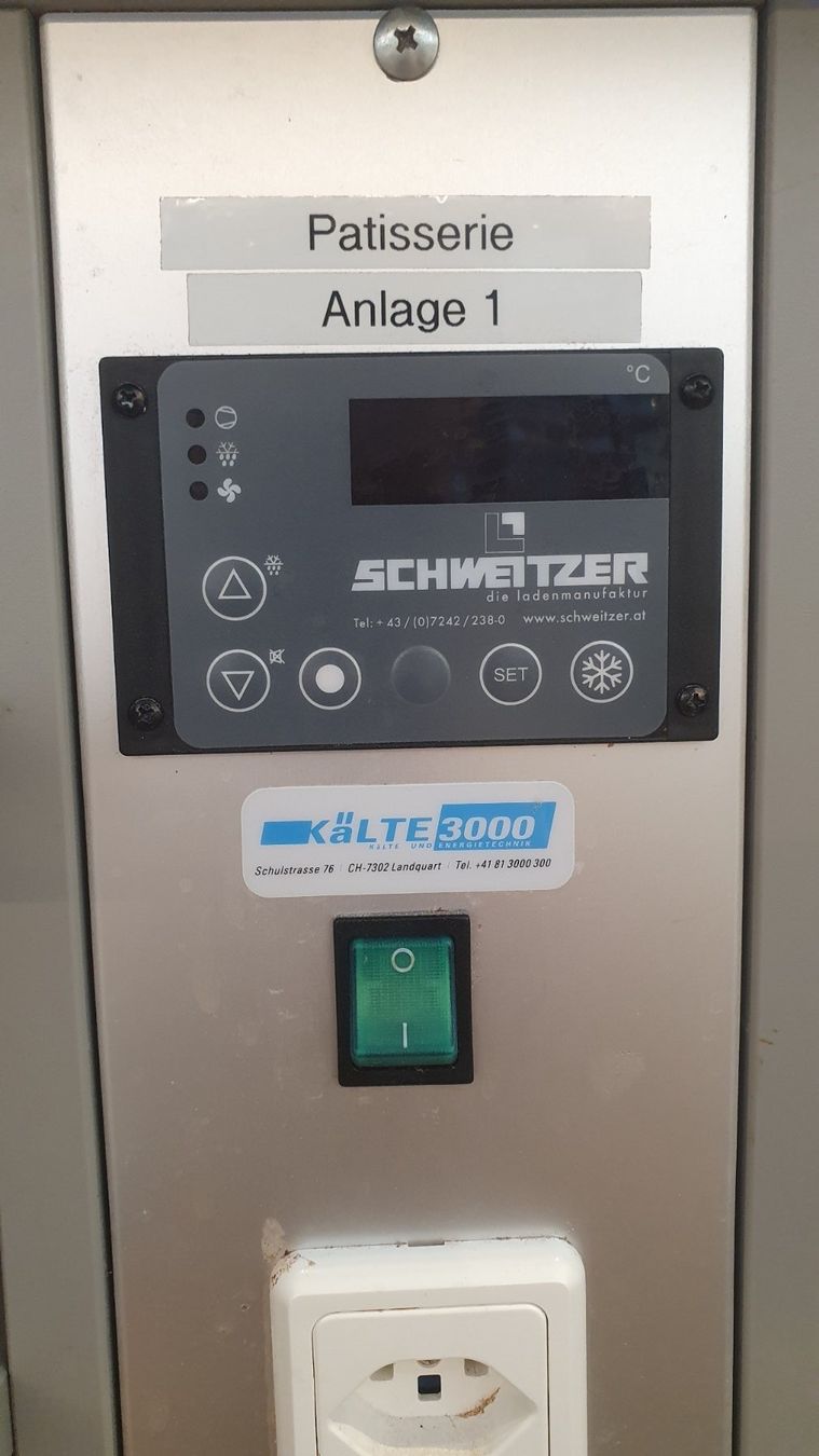 Frigoriferi: Kühltheke mit Getränkesumpf – Usato da Glarus venduto da Juice1_Glarus_GmbH 6