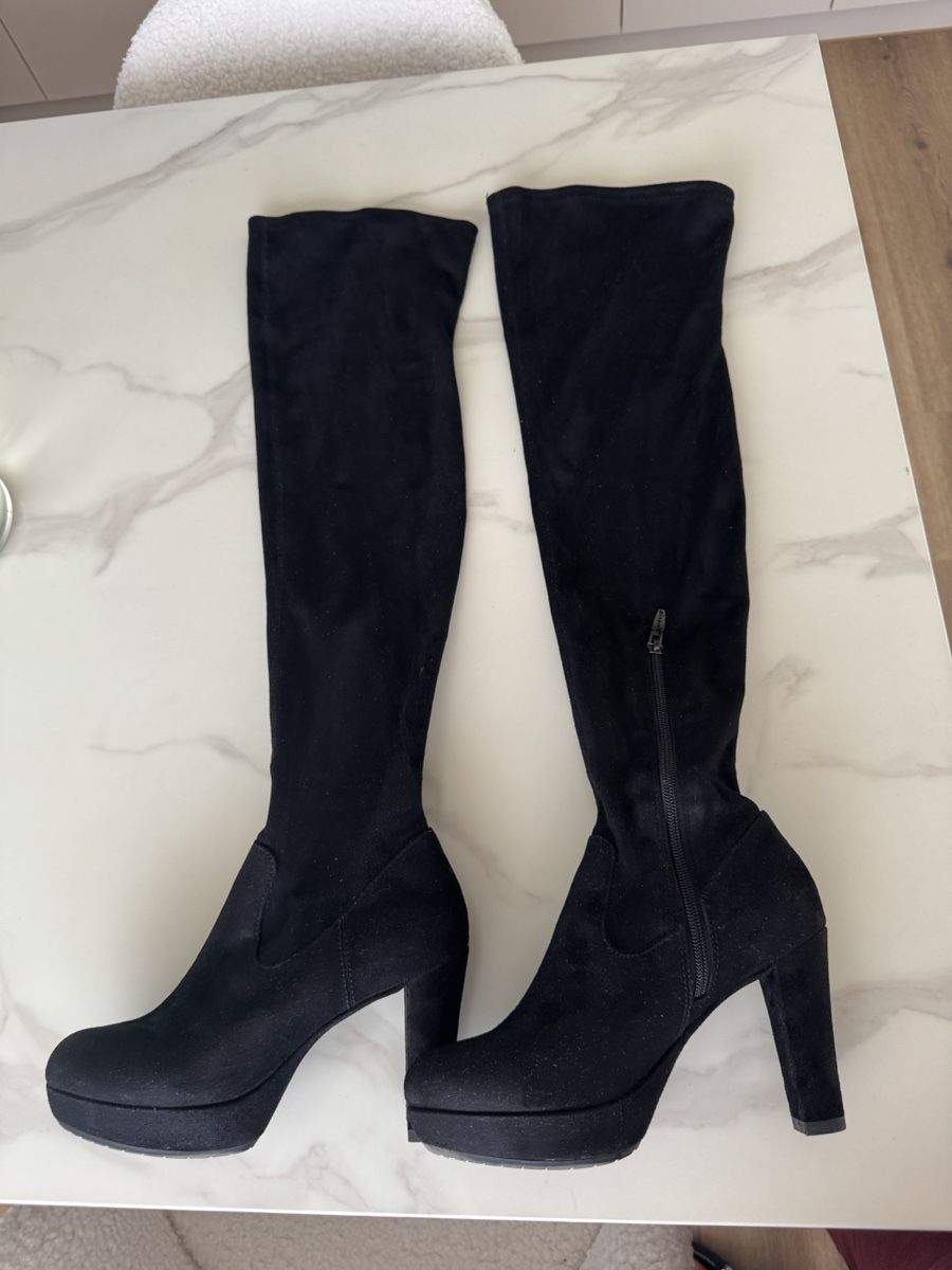 Tamaris Scarpe da donna: Tamaris Overknee Stiefel Grösse 37 – Usato da Rickenbach LU venduto da Steffischuepfer