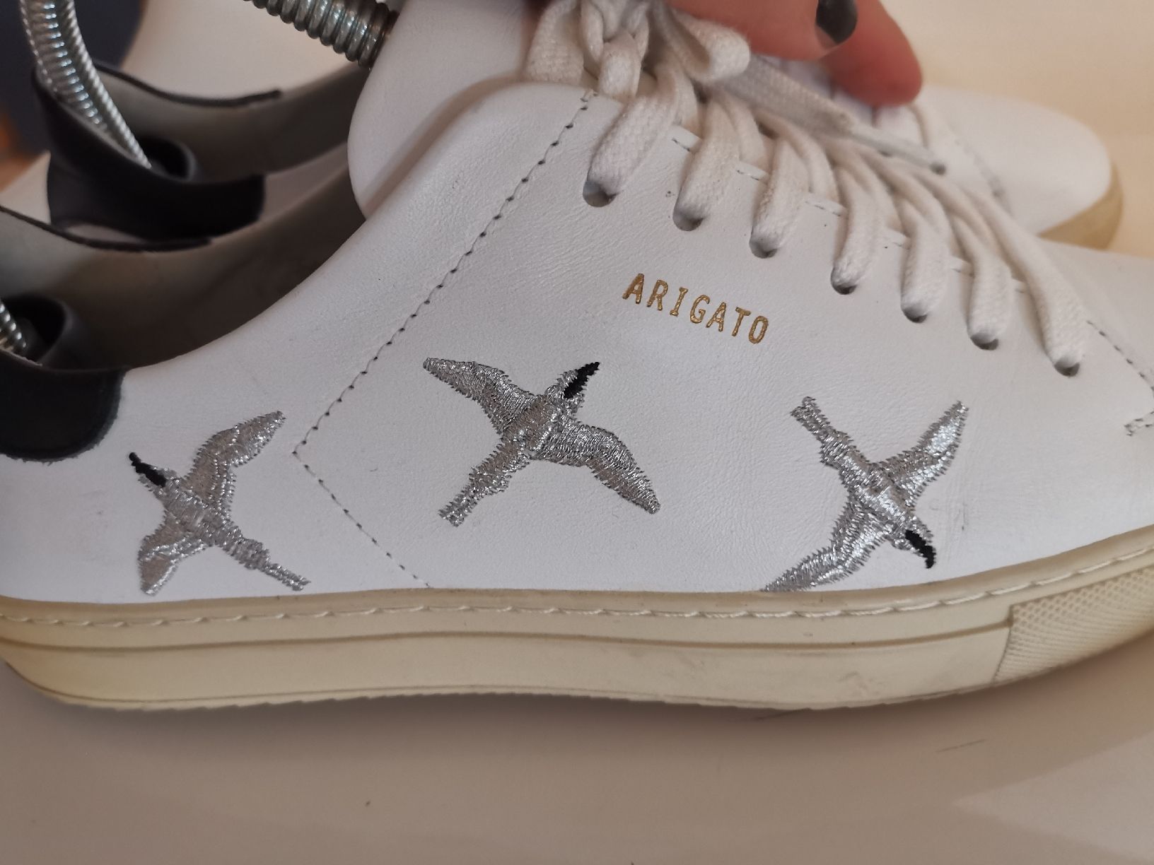 Axel Arigato Damenschuhe: Axel Arigato Sneakers  – Gebraucht aus Uerikon von pink_flamingo 1