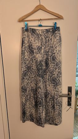 Elegante Schlange Muster Hose, ZARA, Grösse M 