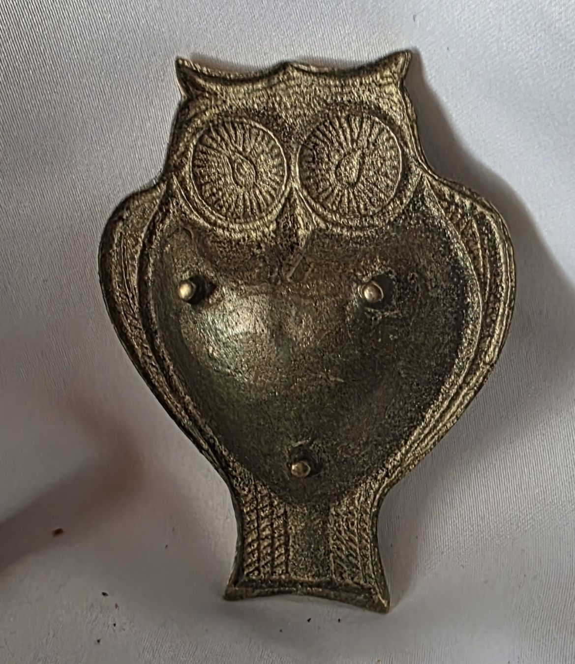 Statuette: Eule Aschenbecher oder schmuck Messing siehe Foto – Nuovo (secondo la descrizione) da Rickenbach BL venduto da nicole611 1