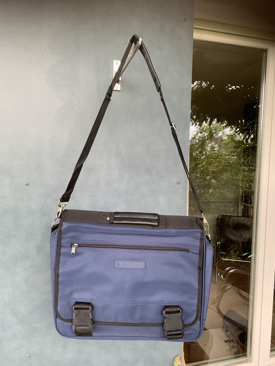 Valises & Sacs: Aktentasche NEU – Neuf (Voir description) à Uster par Flummi 2