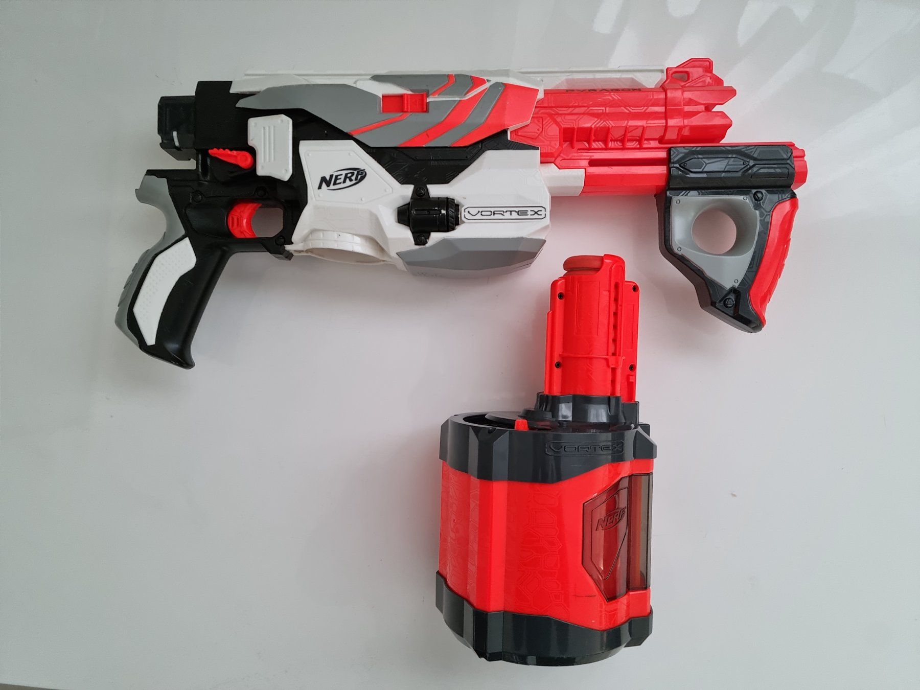 Nerf Giocattoli: NERF Vortex VTX Pyragon – Usato da Gerlafingen venduto da Takuta