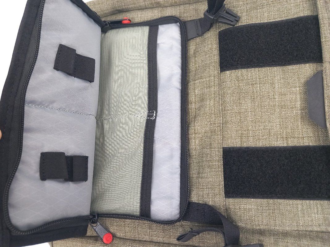 Ogio Rucksäcke: OGIO Commuter 15 Laptop-Rucksack – Gebraucht aus Hünenberg von Restwert_Zug 5