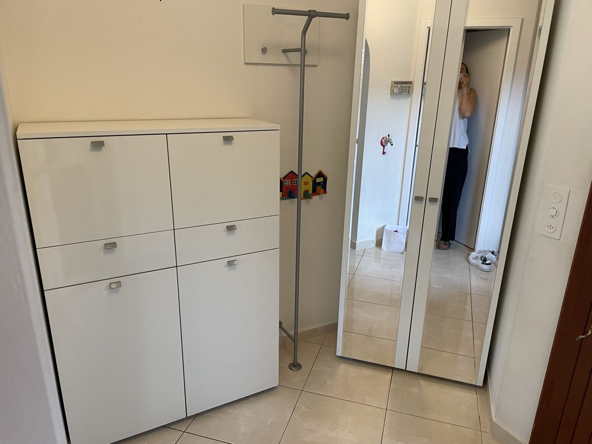 Guardaroba: Eingangsmöbel/Garderobe 3Teile – Usato da Dübendorf venduto da KrisRoss
