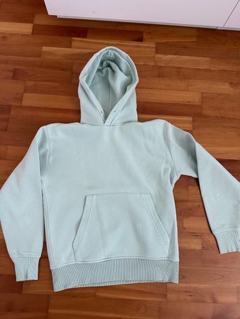 mintgrüner Pullover