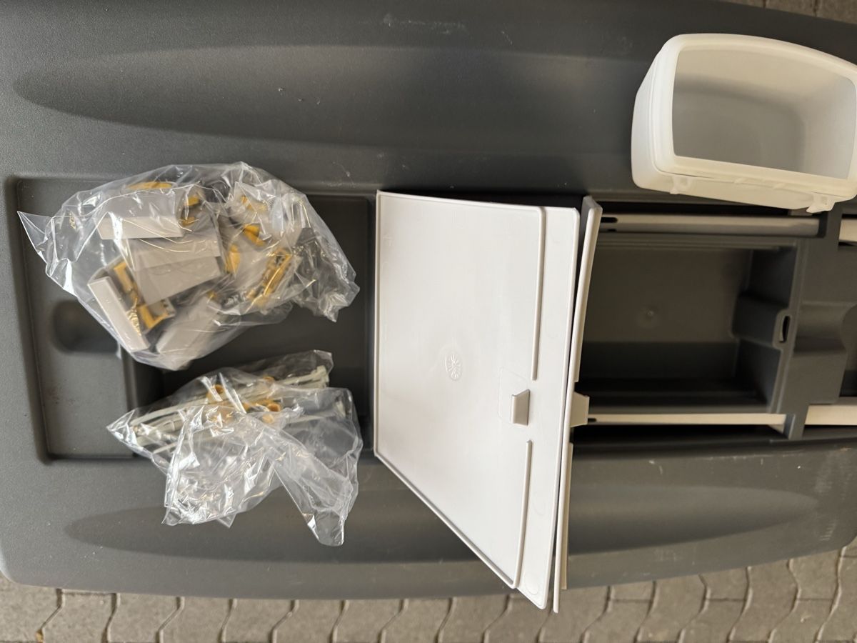 Gabbie, trasporto & Sicurezza: Grosse, graue Hunde-Transportbox mit Ro – Nuovo (secondo la descrizione) da Pfaffnau venduto da Jkay23 4