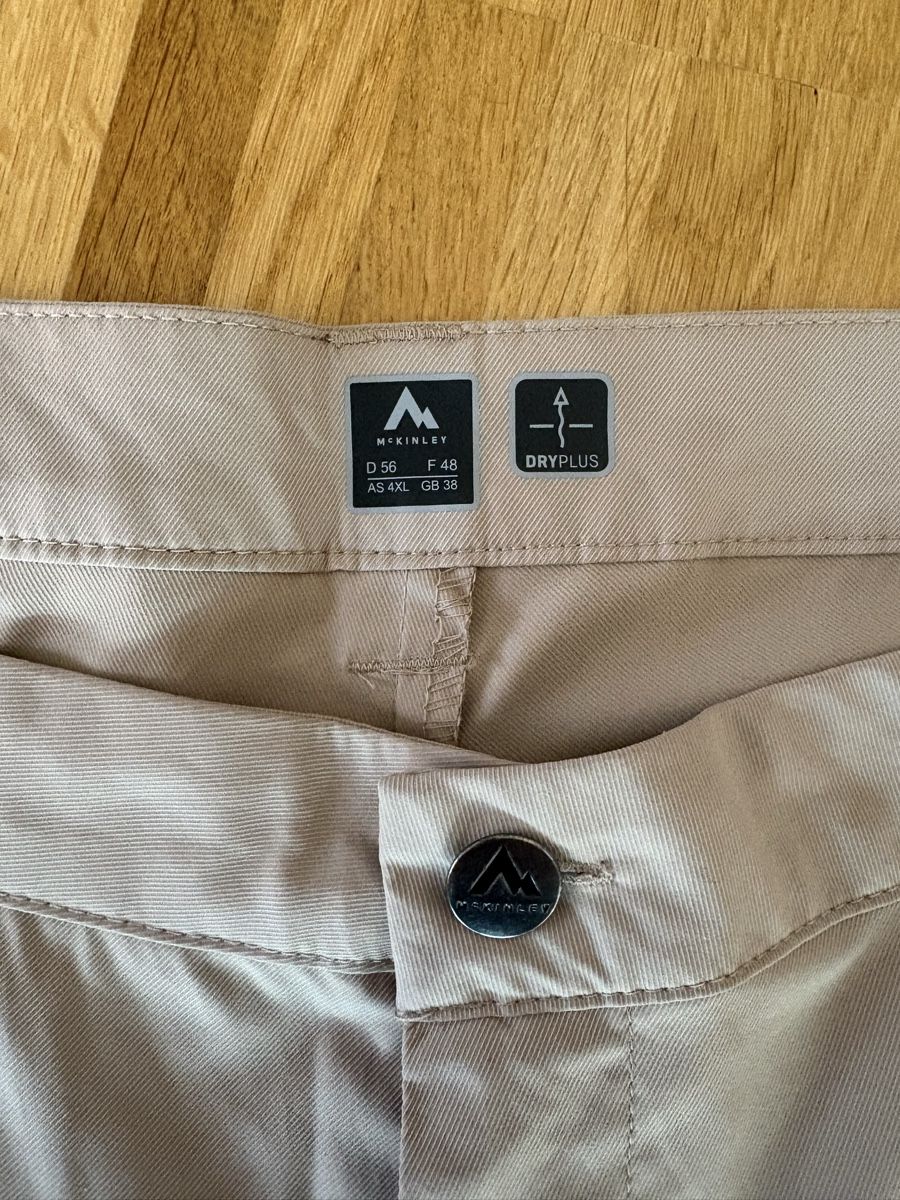 Mckinley Pantaloni: Short cargo McKinley beige  – Nuovo (secondo la descrizione) da Fribourg venduto da bappenzell 1