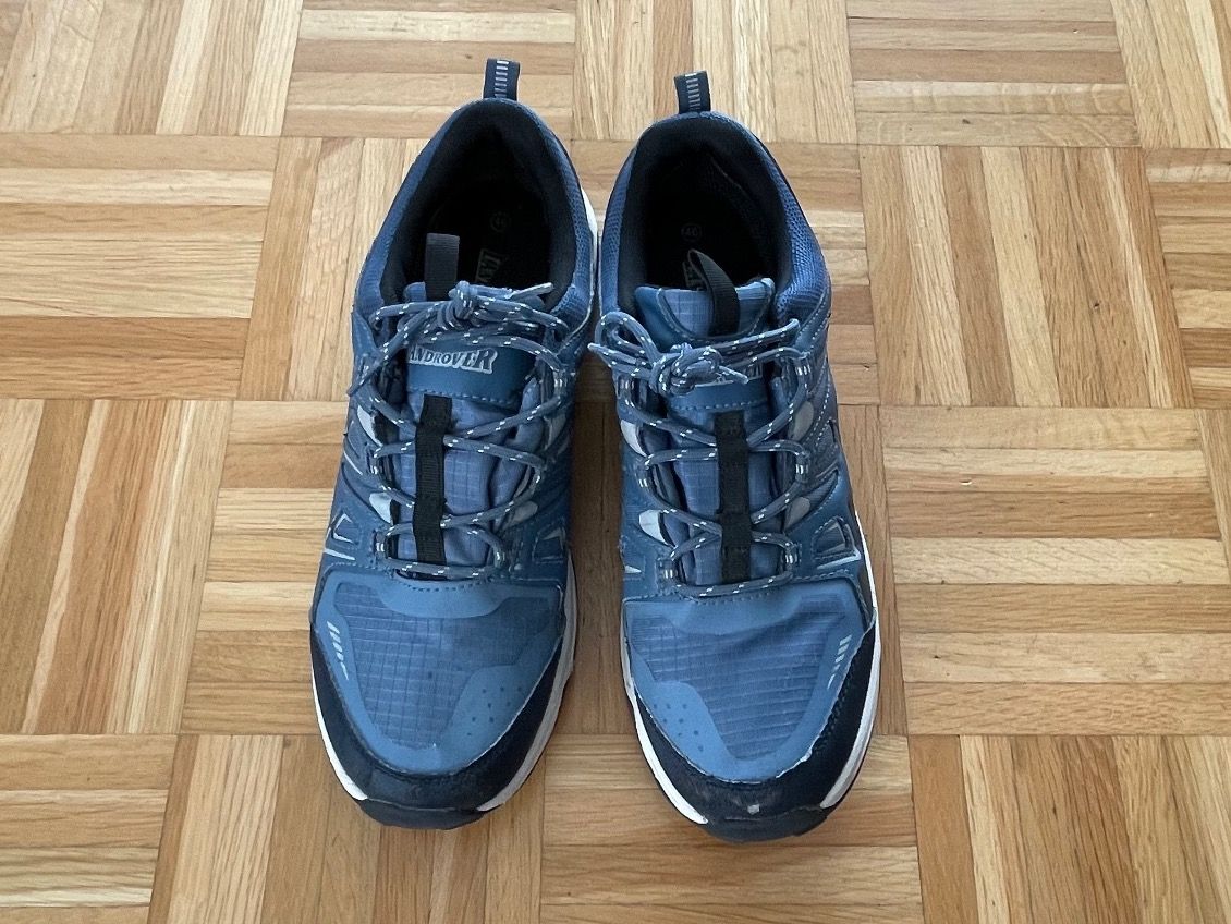 Herrenschuhe: Sneaker Schuhe Gr. 46 Sohlenlänge 30cm – Gebraucht aus Rüfenacht BE von lavok