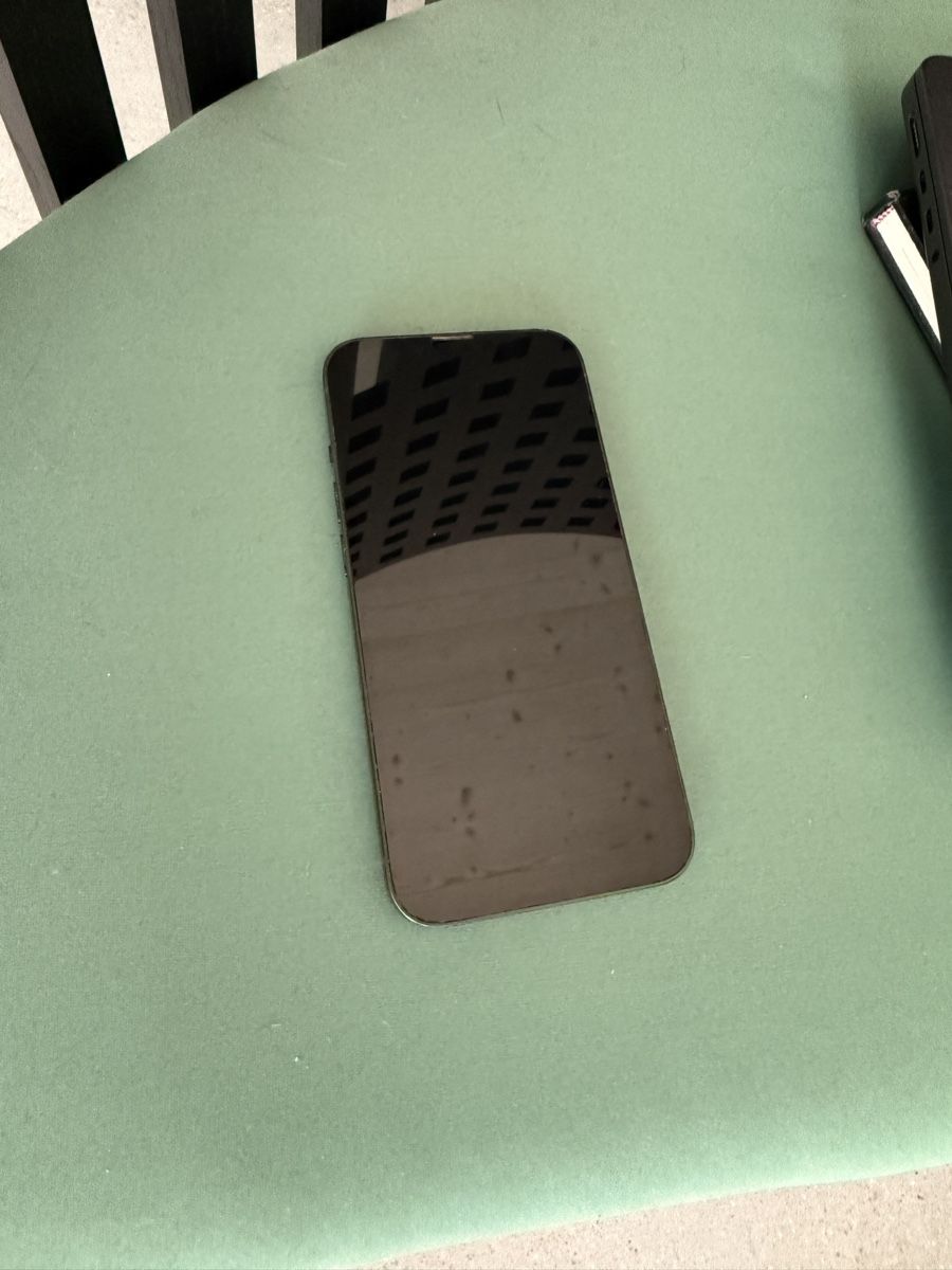 Apple Handys / Smartphones: iPhone 13, 128 GB – Gebraucht aus Basel von luk_j8yb