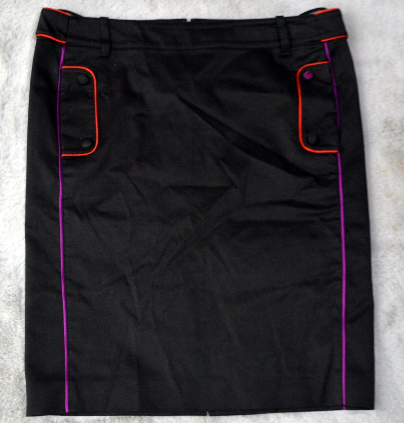 Gucci Gonne: Gucci Rock / jupe .42 – Usato da Collonges venduto da arashee