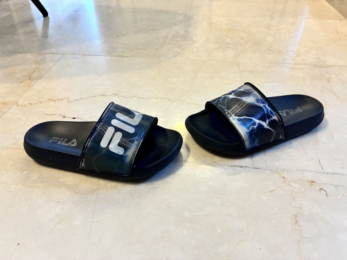 Fila Scarpe per ragazzi: Fila Badeschuhe / Schlappen, Gr. 31 – Usato da Münchenstein venduto da pricehouse 3
