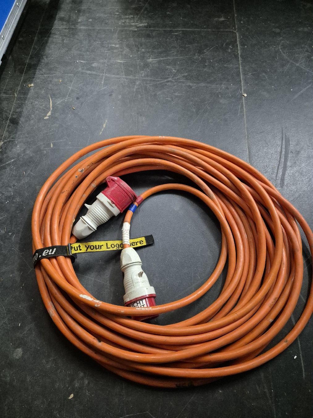 Kabel: CEE16 Stromkabel 5x4mm² 20m – Gebraucht aus Wiesendangen von freetree_winti