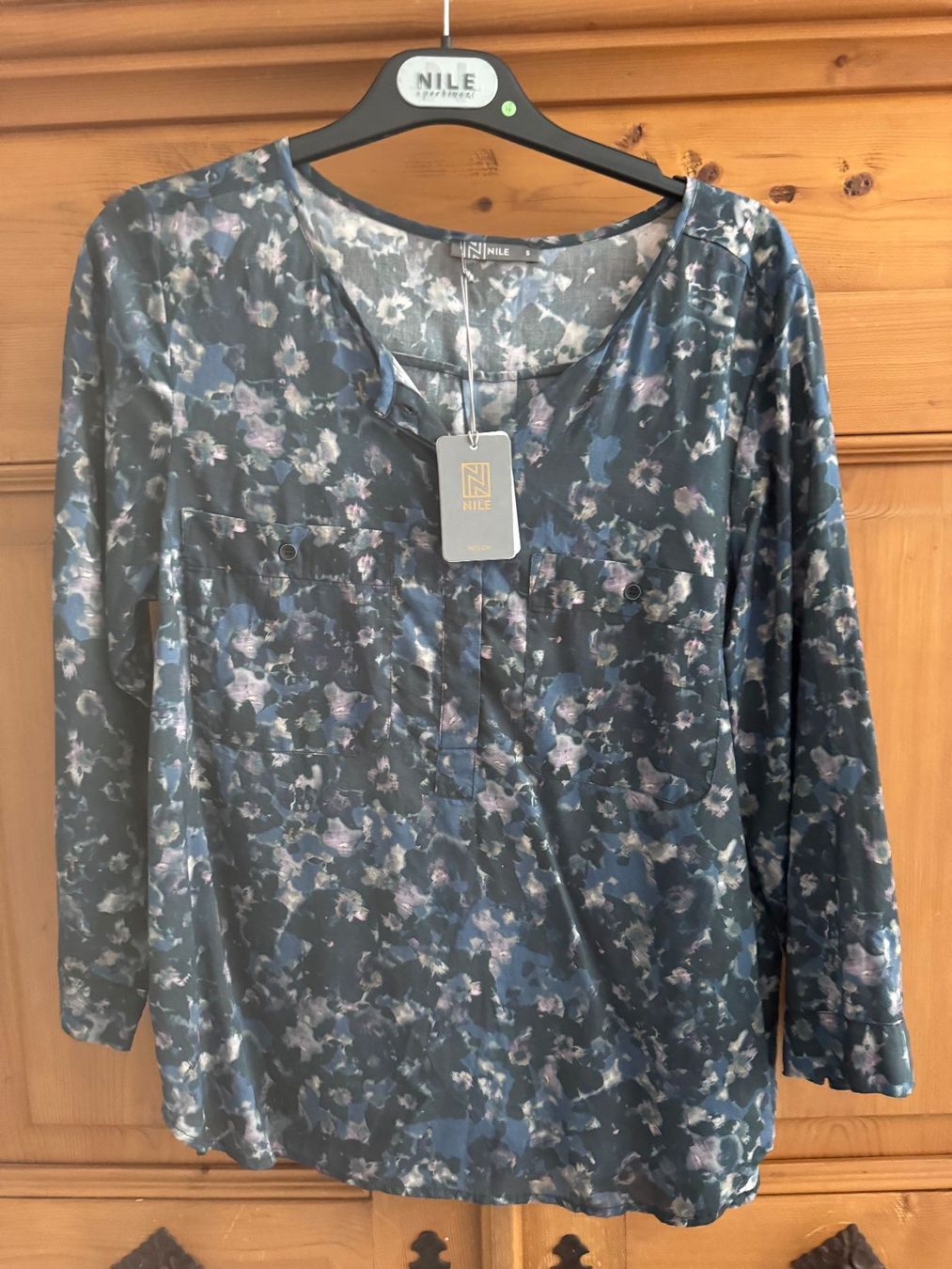 Nile Camicette: Bluse, Nile //NEU// S – Nuovo (secondo la descrizione) da Stettfurt venduto da outlet72