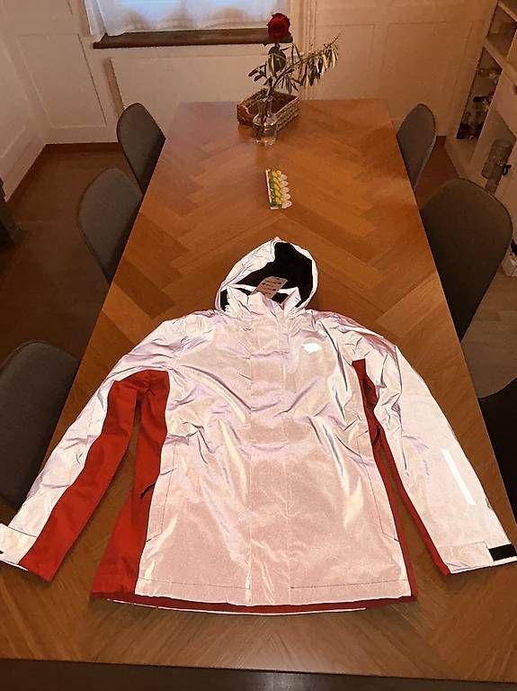 Giacche: Regenjacke neu – Usato da Seuzach venduto da nin_cdt2 1