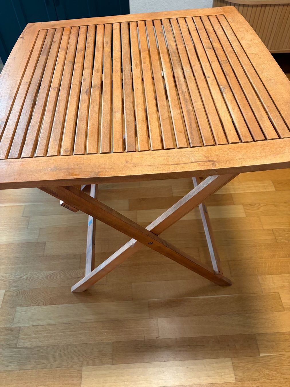 Set di tavolo e panche: Garten Set (Tisch+2 Stühle) – Usato da Brugg AG venduto da jas_k5wv