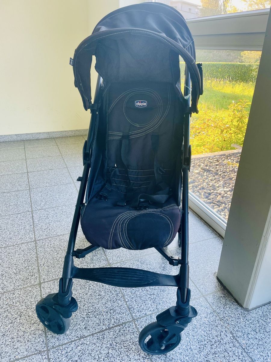 Chicco Carrozzine: Kinderwagen Chicco Lite Way – Usato da Bassersdorf venduto da Athens80 5