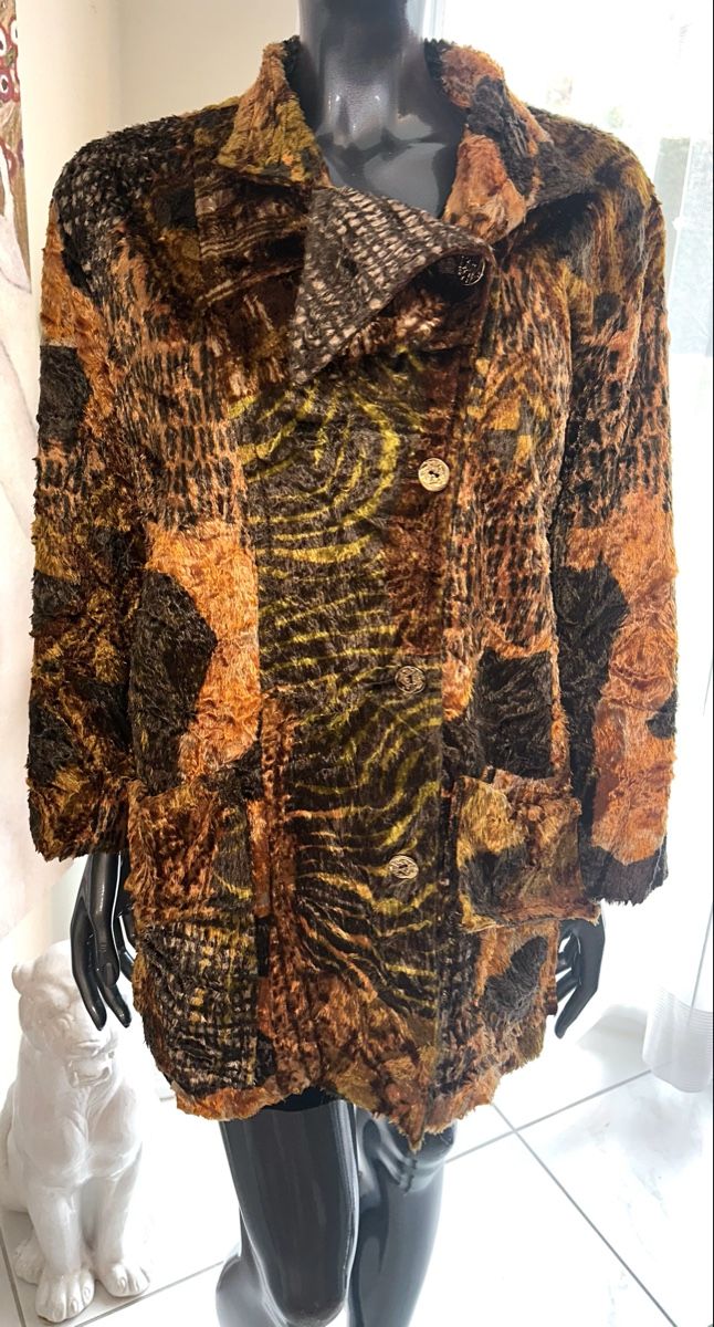 Cappotti: CHRISTIAN LACROIX MANTEL GR. 38 – Usato da Unteraegeri venduto da MH203 2
