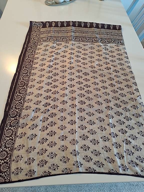 Foulard & Sciarpe: Seidenfoulard – Usato da Basel venduto da Blanche1104 1