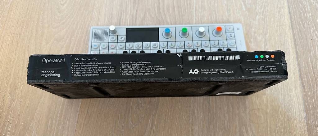 Teenage Engineering Instruments de musique: OP 1 Original – D'occasion à Wilen b. Wollerau par cho_7k6w 4