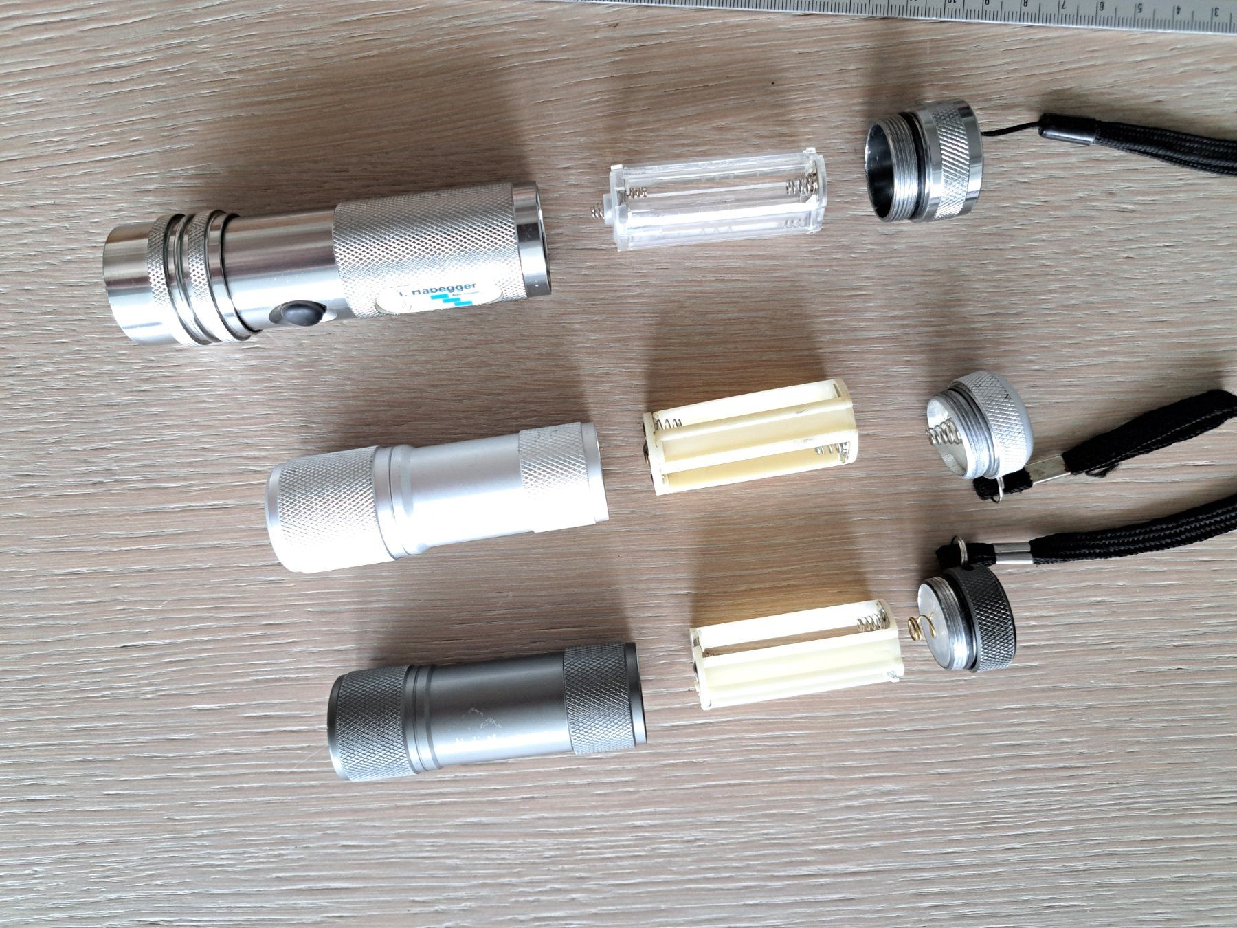 Lampade: 3 LED Taschenlampen sind sehr hell – Usato da Bazenheid venduto da derdelorean01 2