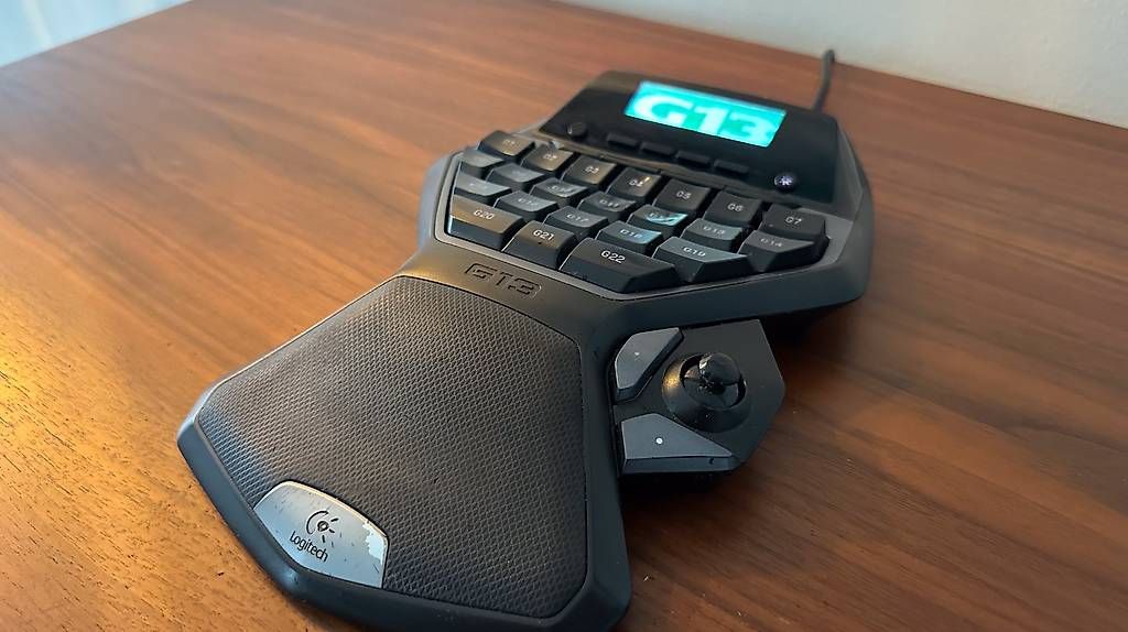 Tastiere: Logitech G13 Advanced Gameboard Gaming-Keypad – Usato da Chur venduto da jack_mark 1