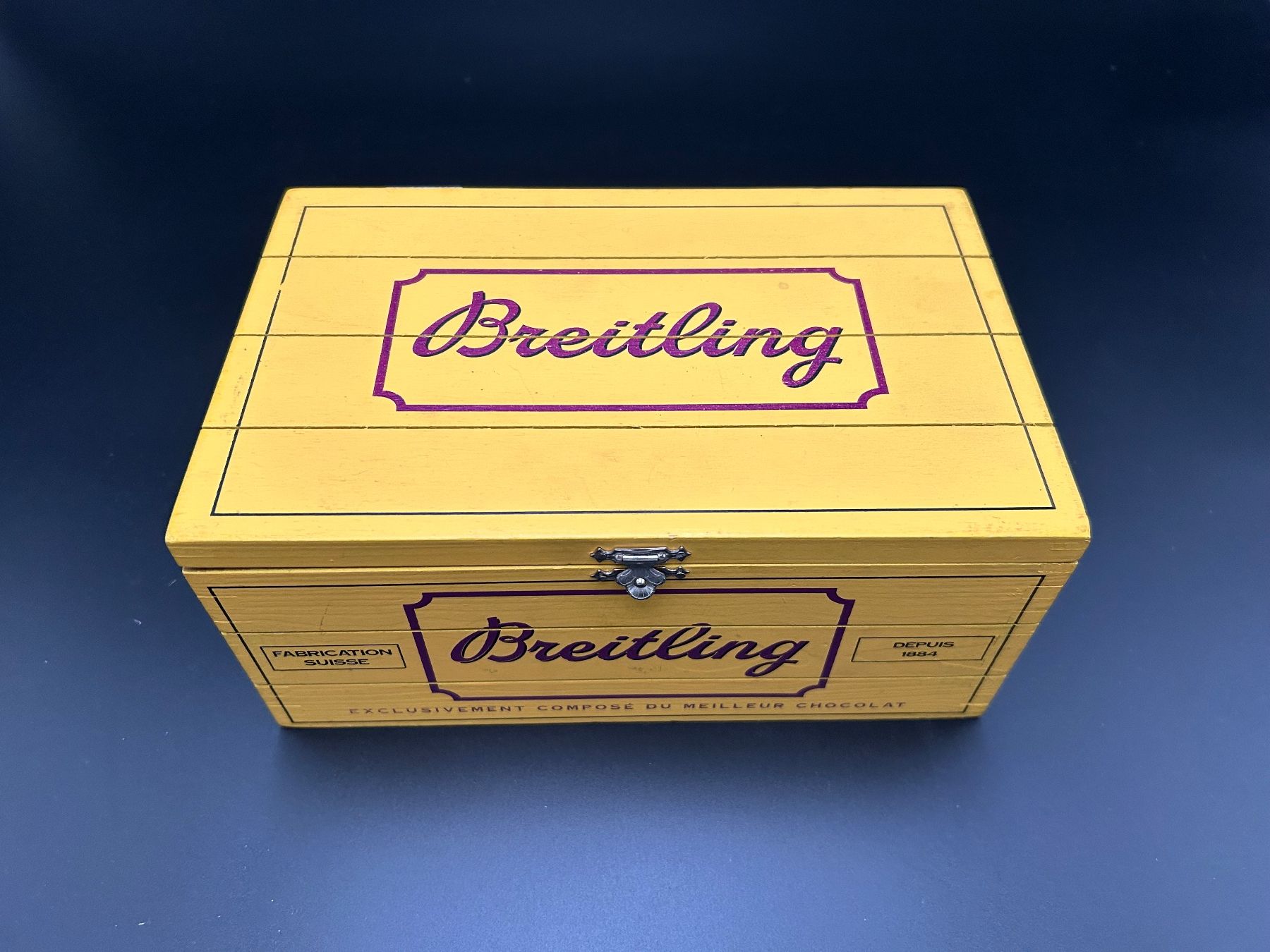 Breitling Portagioie: Breitling Holzschatulle - Exklusive Sammlerbox. – Usato da Winterthur venduto da Babou2012