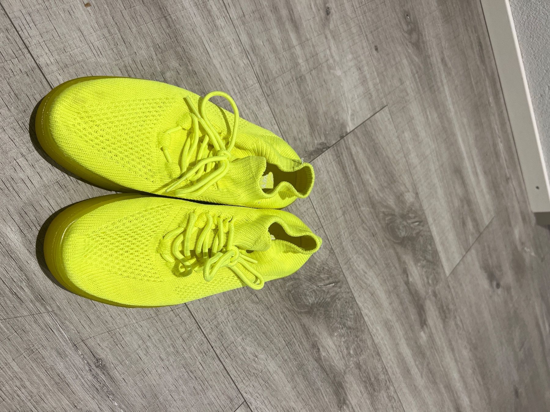 Scarpe da donna: Knitex Schuh – Usato da Schafisheim venduto da inf_5dtw