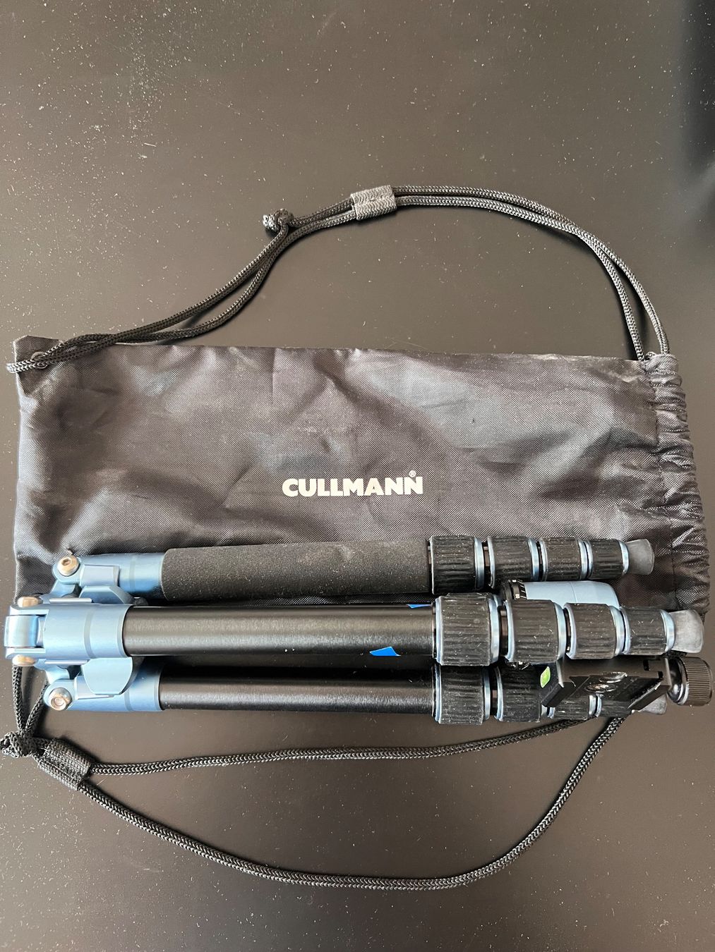 Trépieds & Accessoires: Cullmann Mundo 522t – D'occasion à Opfikon par Gianmarco95