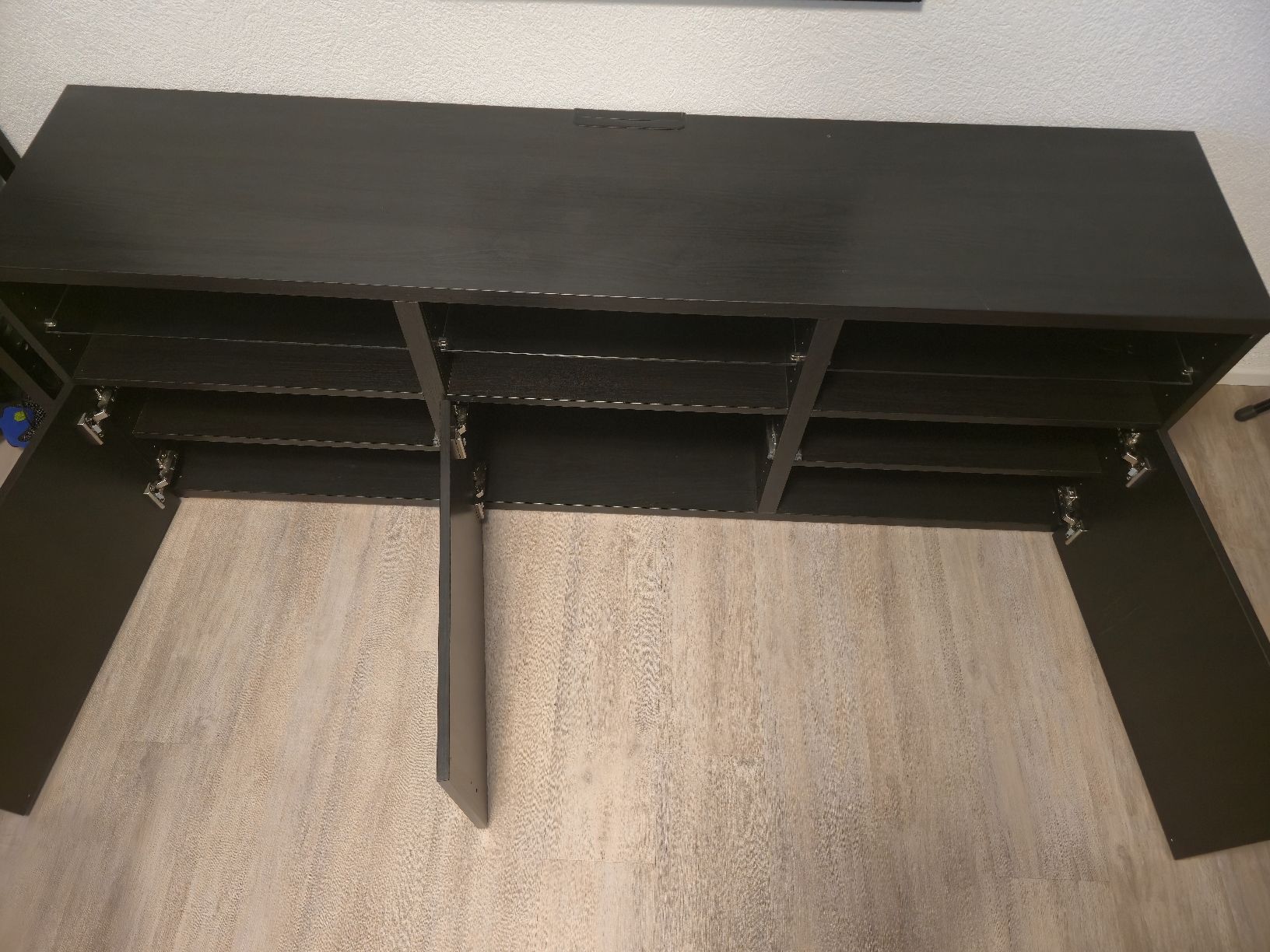 Mobili TV: Sideboard schwarz mit drei Türen – Usato da Münchenbuchsee venduto da D4rk_3n3my