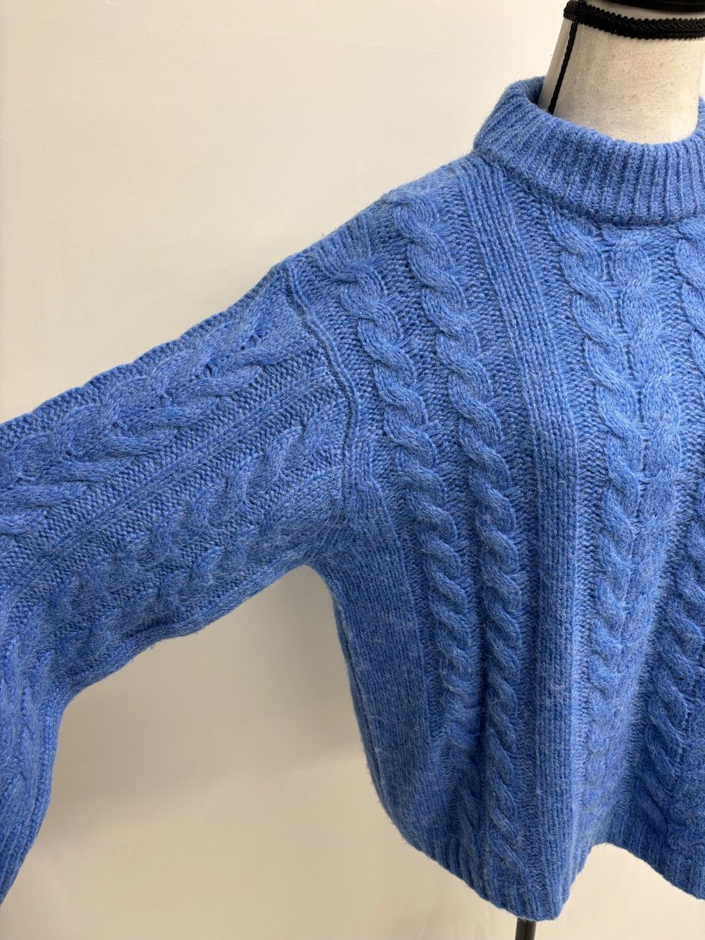 Maglioni & Felpe: InWear oversize Strickpullover blau S mit Mohair Wolle – Nuovo (secondo la descrizione) da Regensdorf venduto da secondchancefashion 2