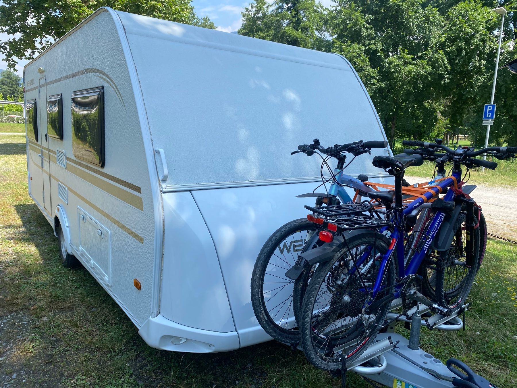 Weinsberg Camping Fahrzeuge: Zu vermieten - Top ausgestatter Wohnwagen – Gebraucht aus Buochs von Cessna402 7