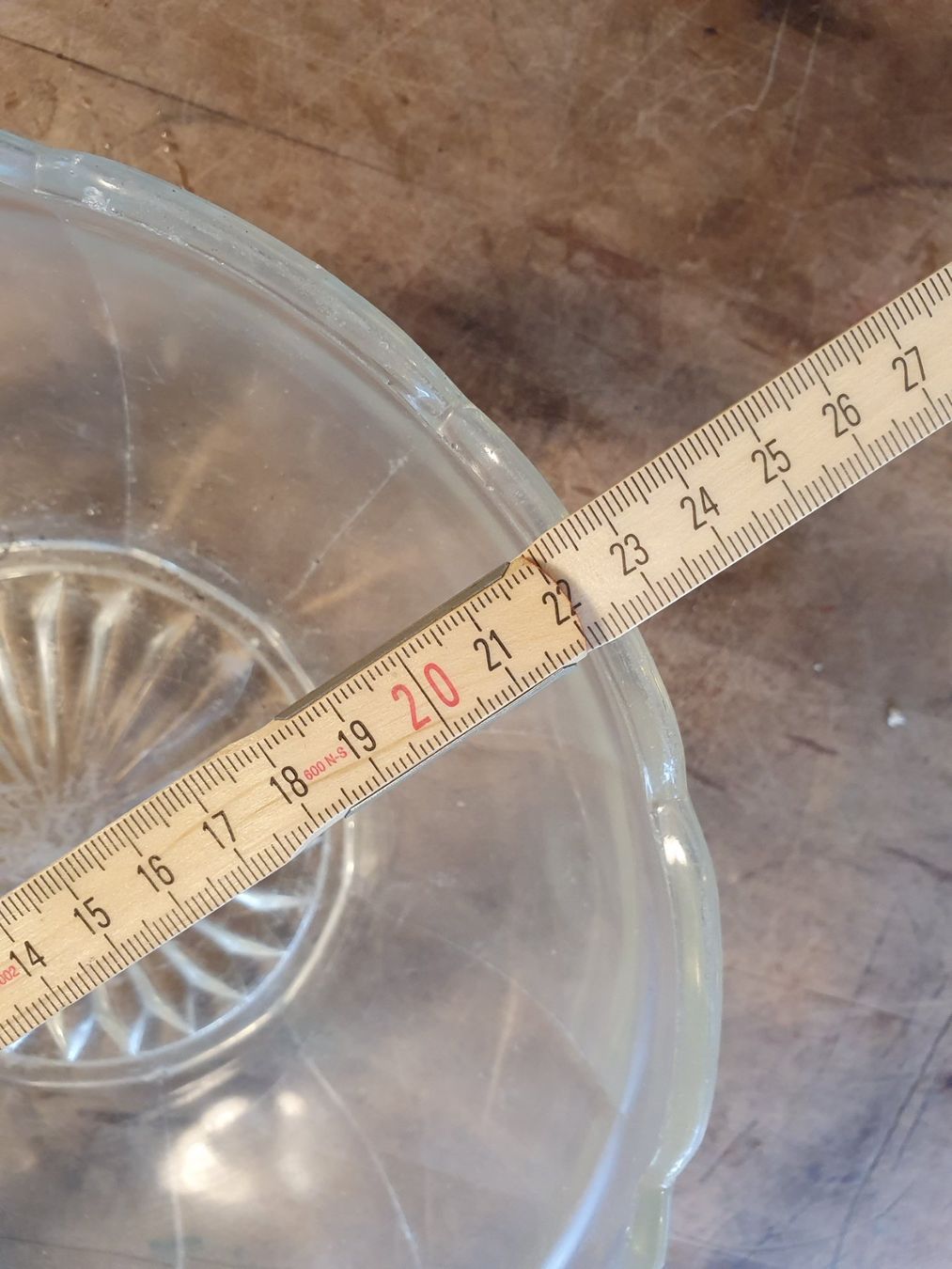 Schalen: Salatschüssel Pressglas 22 cm – Gebraucht aus Zürich von dialout 3
