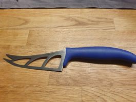 Tupperware Kaese-Messer mit Gabelspitze, neuwertig!