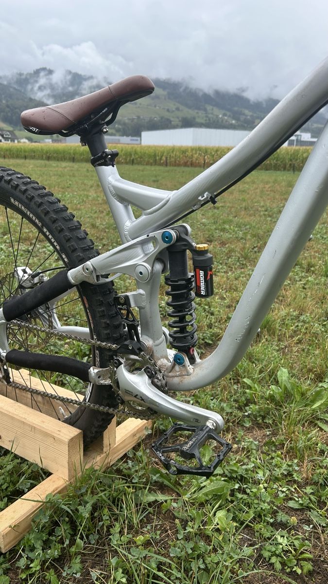 Norco Vélos: Norco Range Park Build – D'occasion à Galgenen par Picocub 4