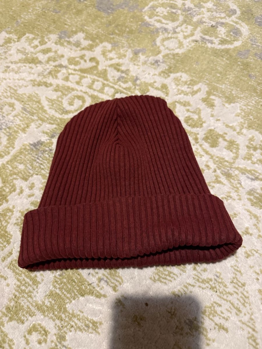 Chapeaux, bonnets & casquettes: Mütze Weinrot – D'occasion à Uster par Flummi 3