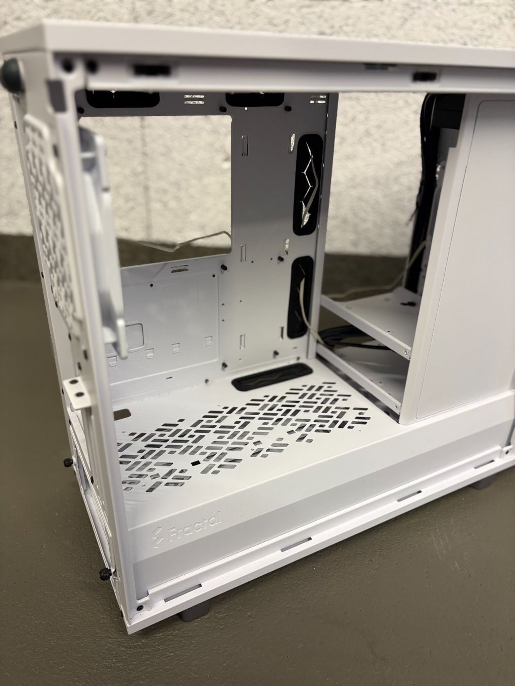 Fractal Gehäuse: Fractal Define 7 Weiss PC-Gehäuse – Gebraucht aus Fischbach-Göslikon von ElMundo01 3