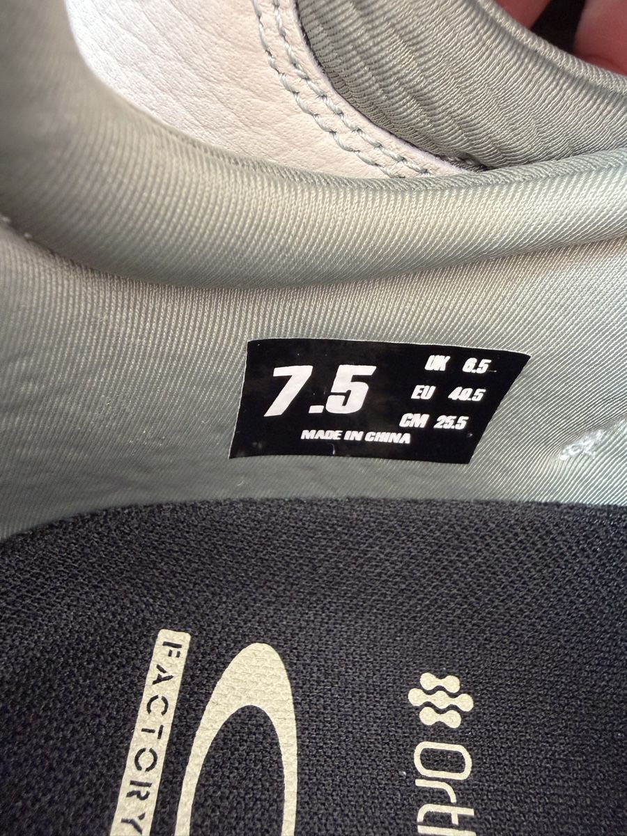 Oakley Scarpe da uomo: Oakley sneakers – Usato da Hünibach venduto da rut_hlg5 5